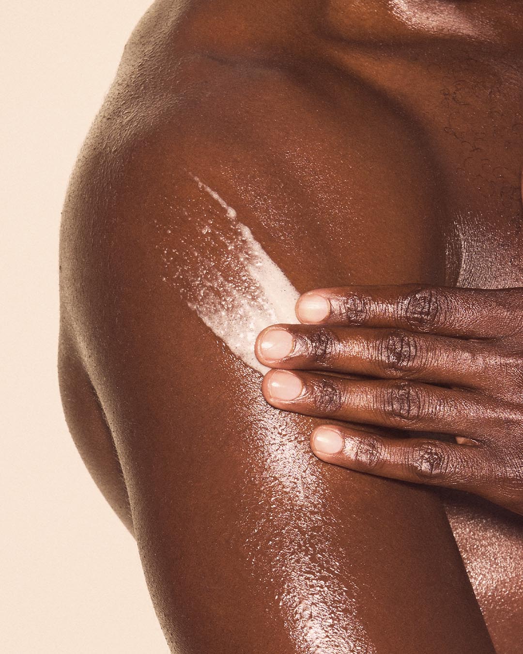 Sacred Santal In-Shower Body Oil Balm – CYKLAR