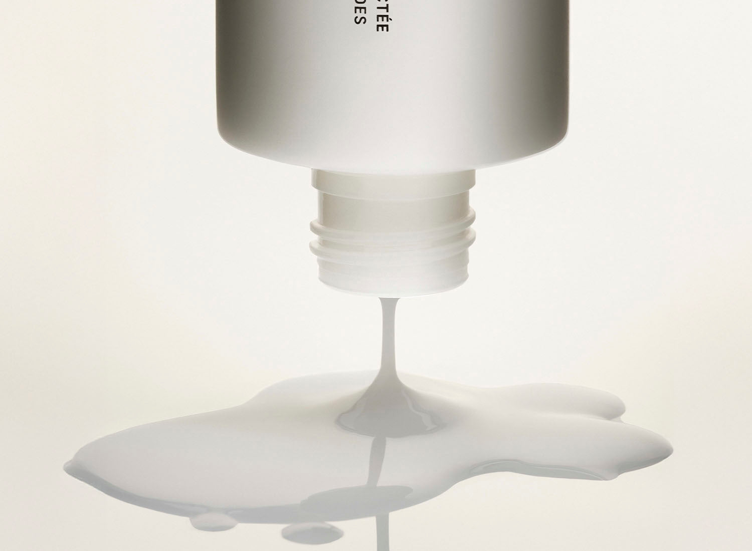 ceramide milky essence