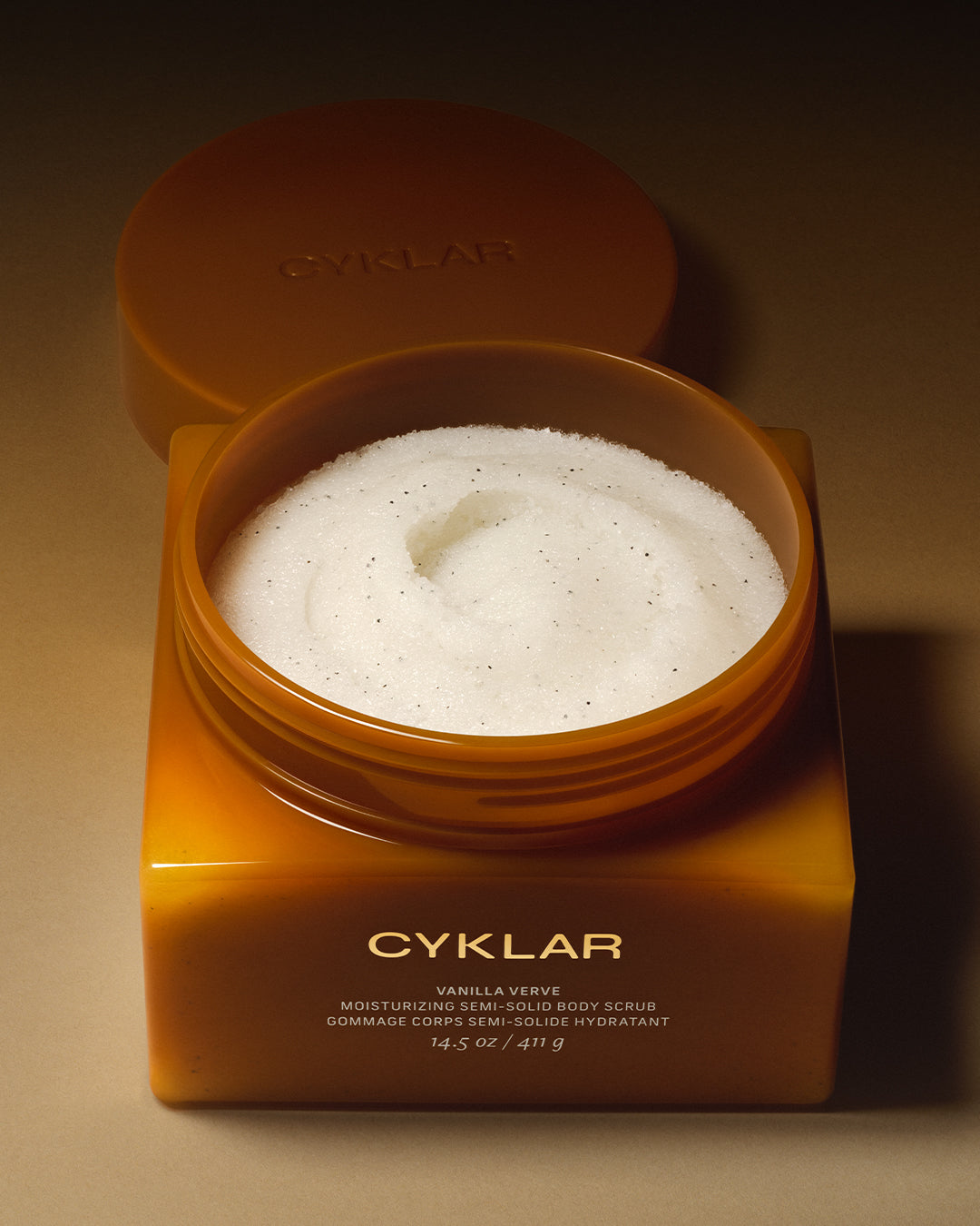 vanilla verve body scrub on skin